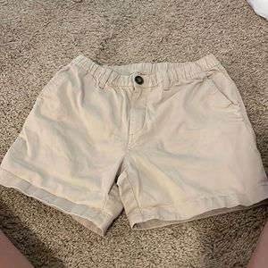 “chubbies” khaki shorts